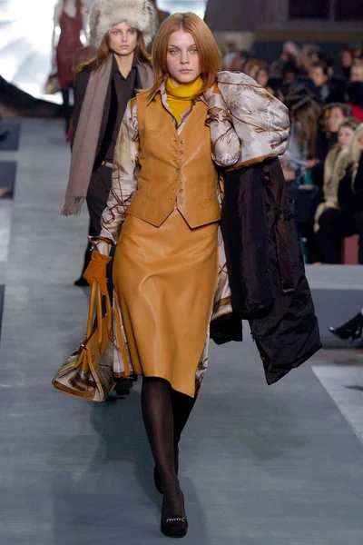Look 34